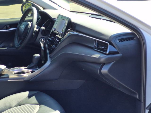 Used 2024 Toyota Camry SE image 20