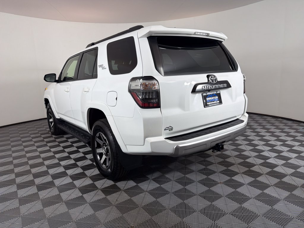 Used 2024 Toyota 4Runner TRD Off-Road Premium AWD/4WD image 5