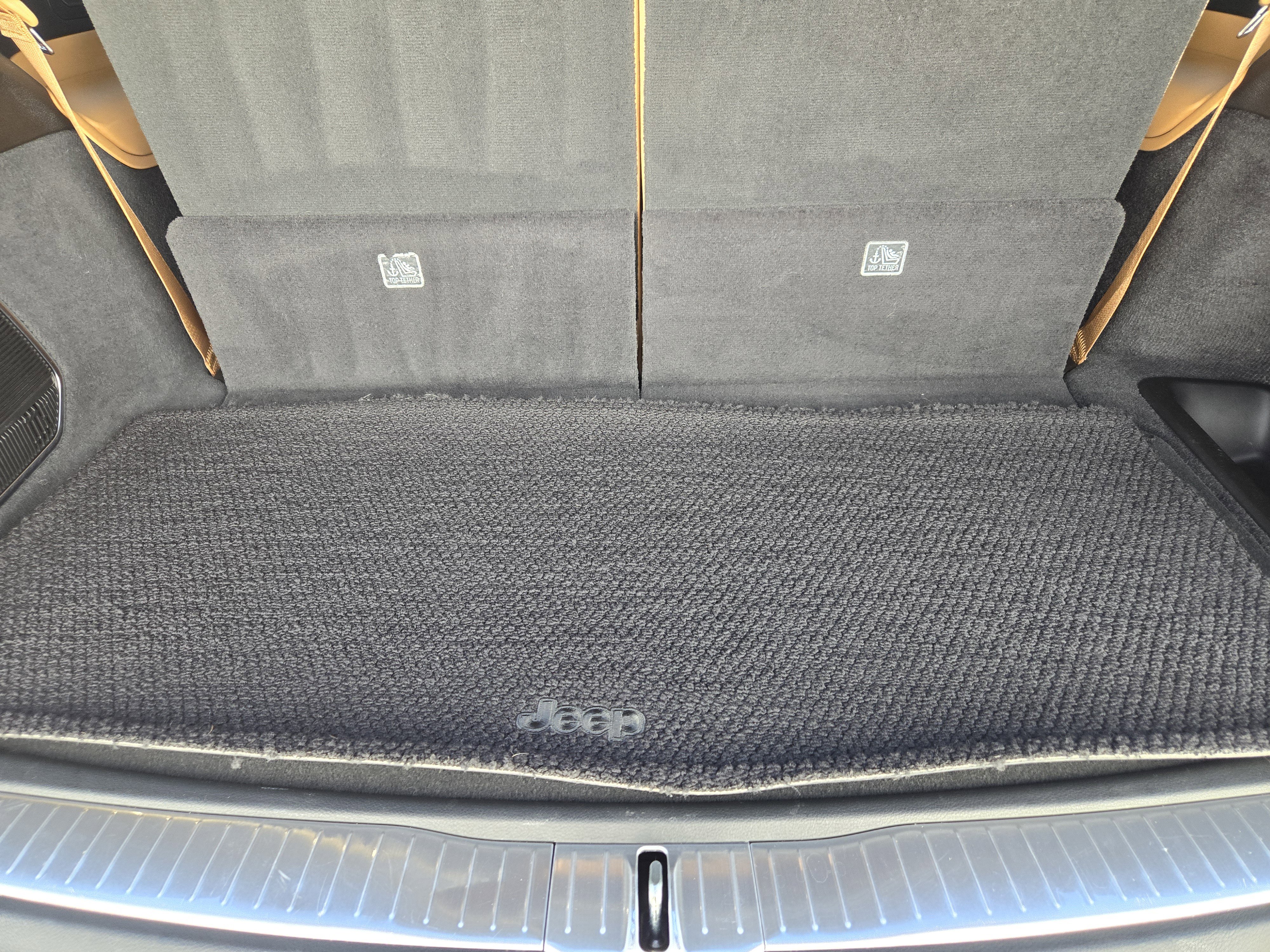 Used 2024 Jeep Grand Cherokee L Summit image 36