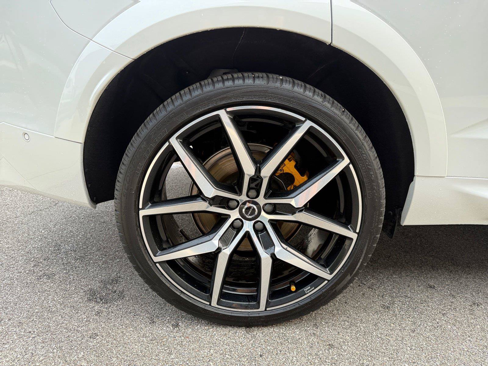 Used 2024 Volvo XC60 T8 Polestar w/ Protection Package Premier AWD/4WD image 30