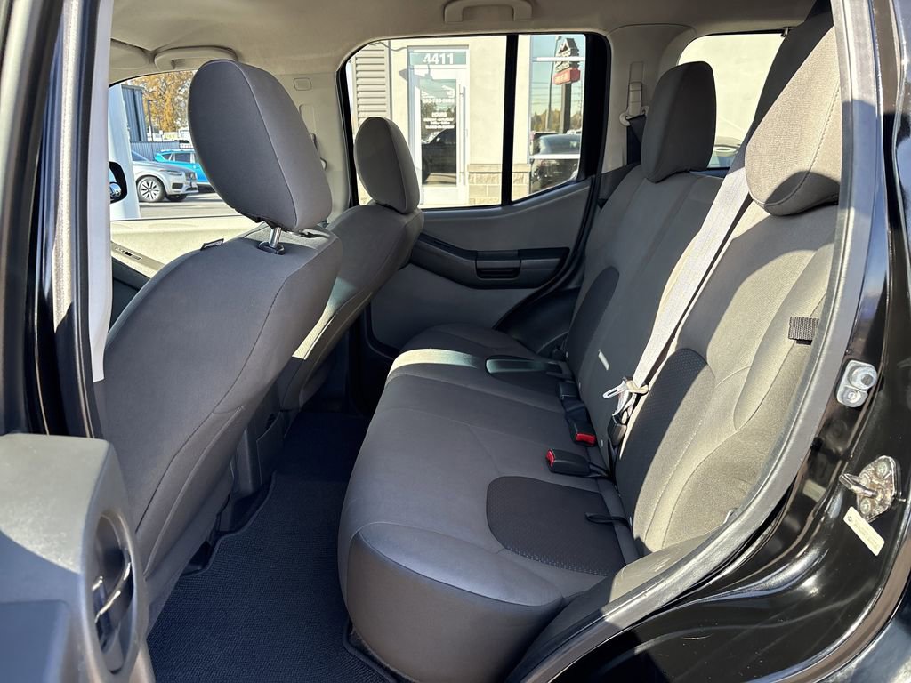Used 2015 Nissan Xterra S w/ Value Package image 23