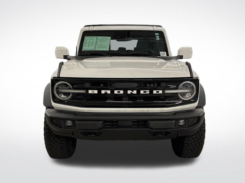 Used 2024 Ford Bronco Outer Banks w/ Sasquatch Package AWD/4WD image 8