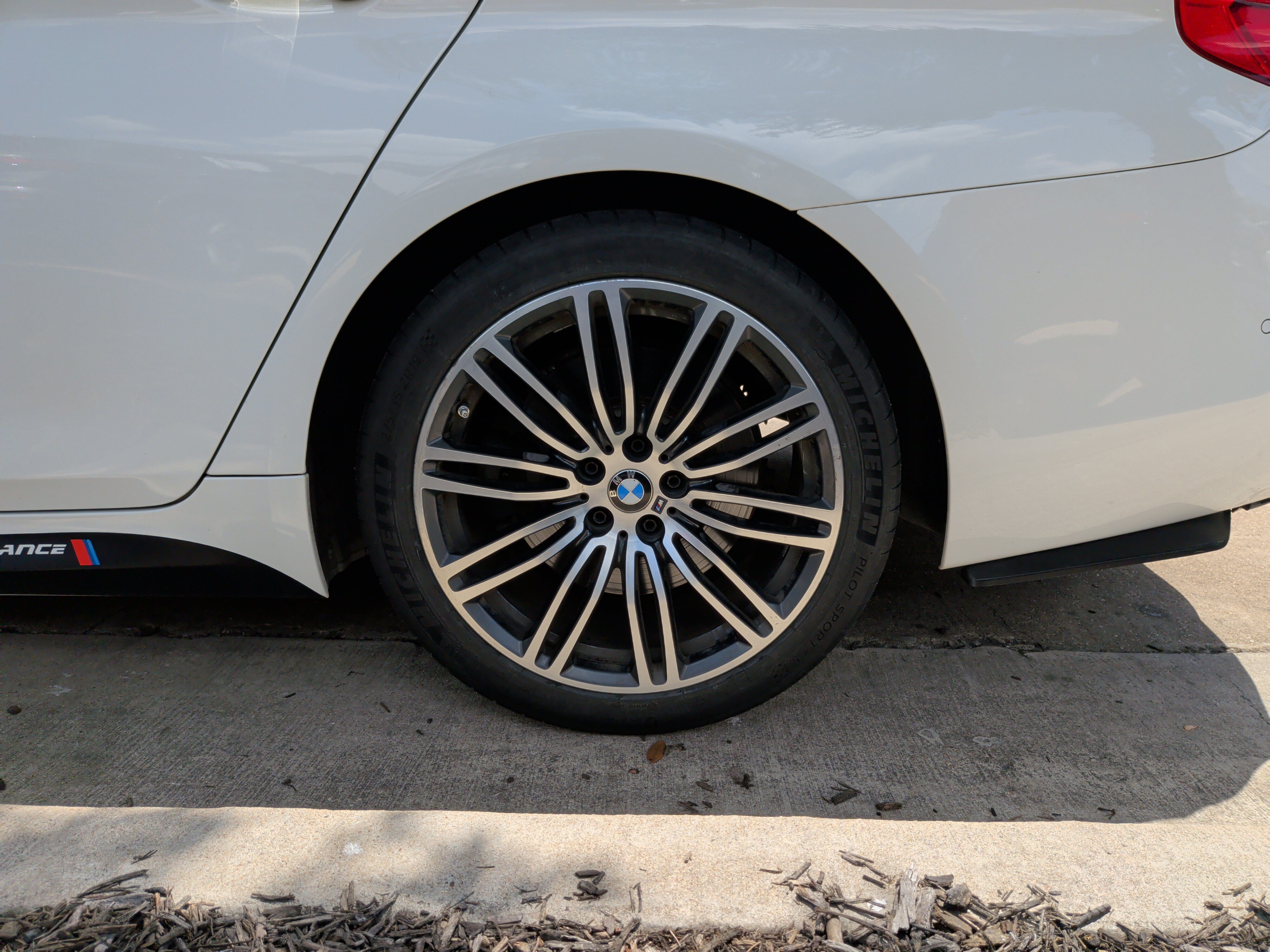 Used 2017 BMW 540i RWD image 12