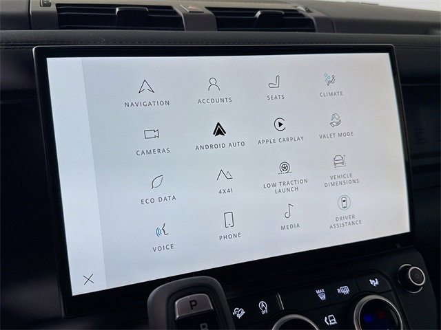 New 2026 Land Rover Defender 110 X-Dynamic SE image 15