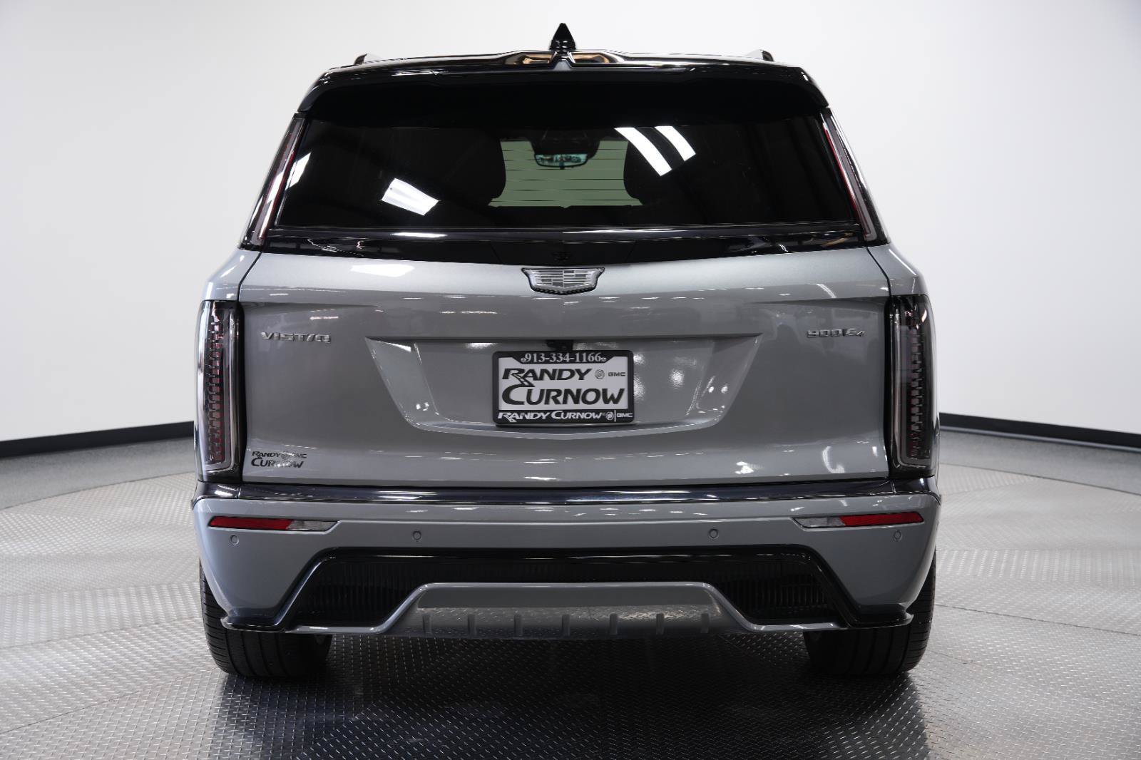 Used 2026 Cadillac Vistiq Platinum w/ LPO, Floor Liner Package AWD/4WD image 8