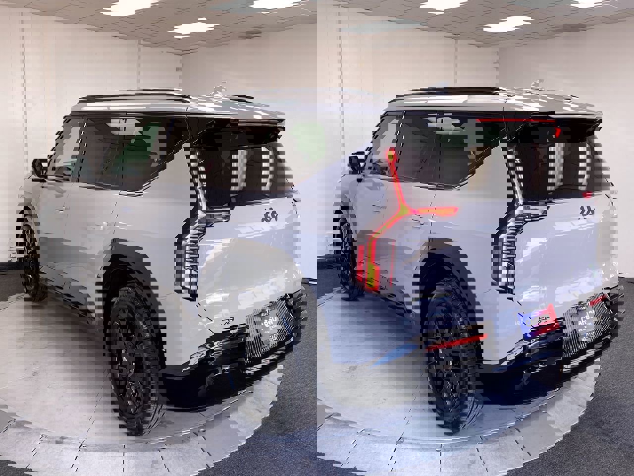 New 2026 Kia EV9 Land image 3