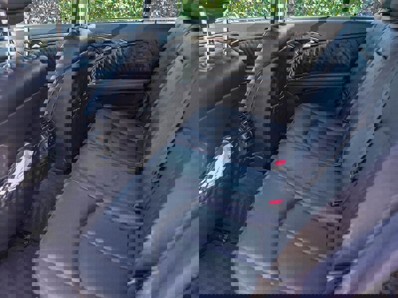 Used 2005 Mercedes-Benz E 500 4MATIC Wagon w/ Premium Pkg image 24