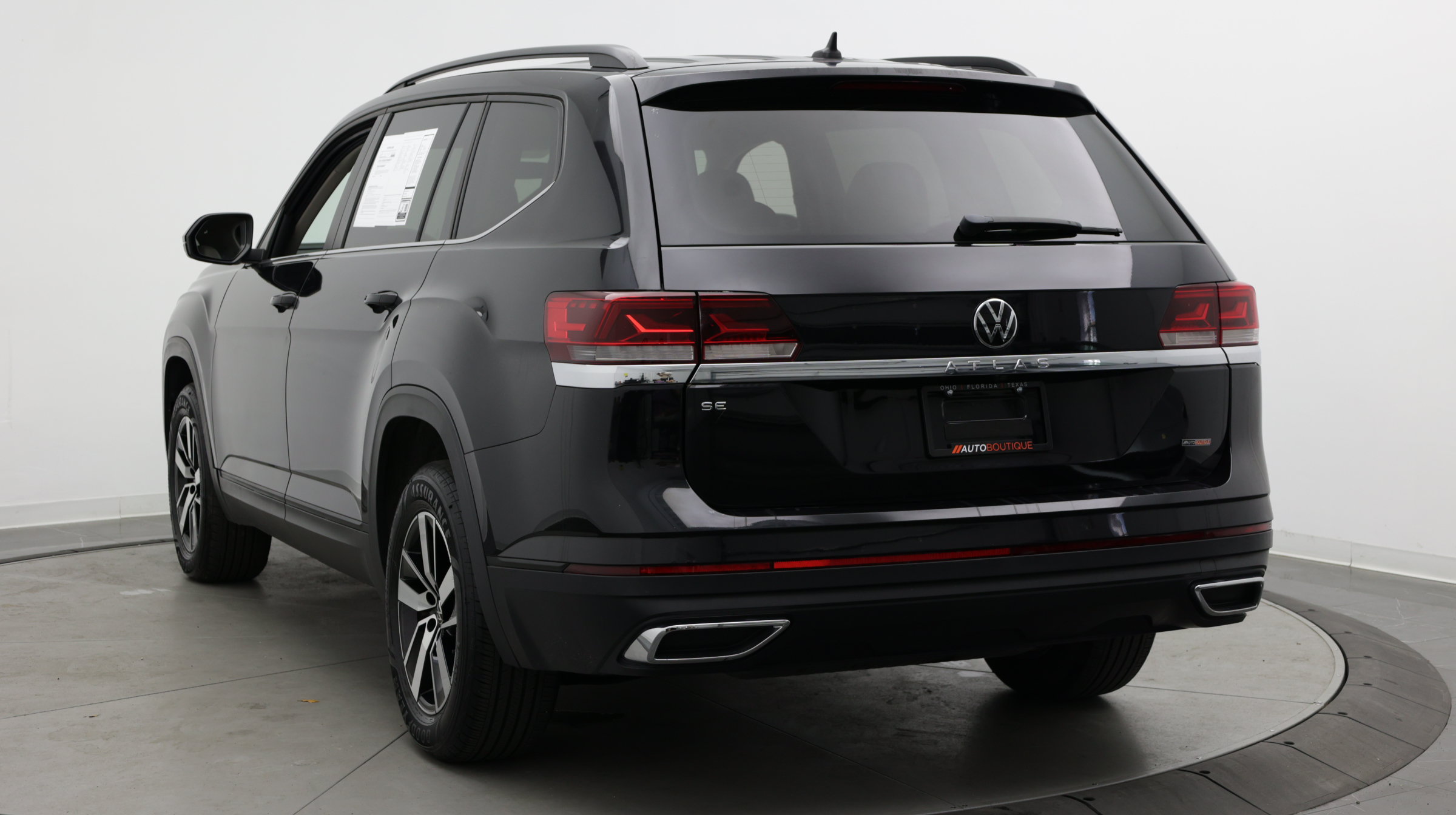 Used 2023 Volkswagen Atlas SE FWD image 5