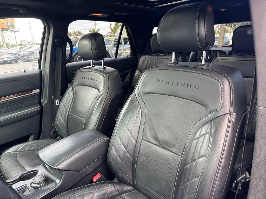 Used 2016 Ford Explorer Platinum AWD/4WD image 10
