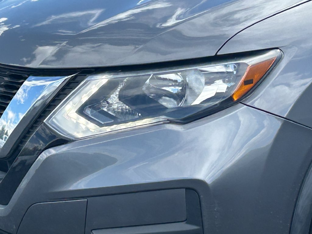 Used 2019 Nissan Rogue S AWD/4WD image 11