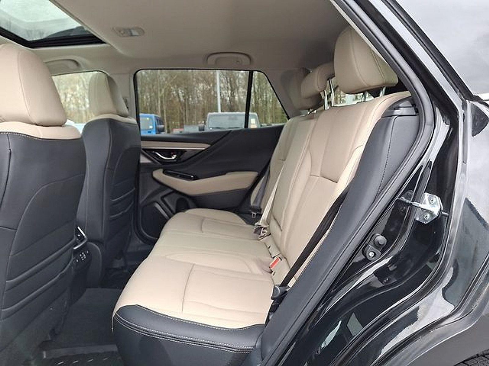 Used 2023 Subaru Outback Limited XT AWD/4WD image 10