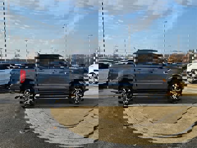 Used 2023 Ford Ranger Lariat w/ FX4 Off-Road Package image 9