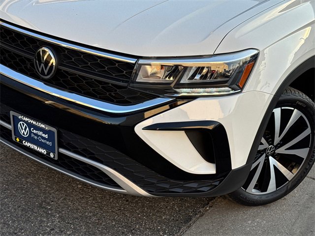 Certified 2023 Volkswagen Taos SE image 8