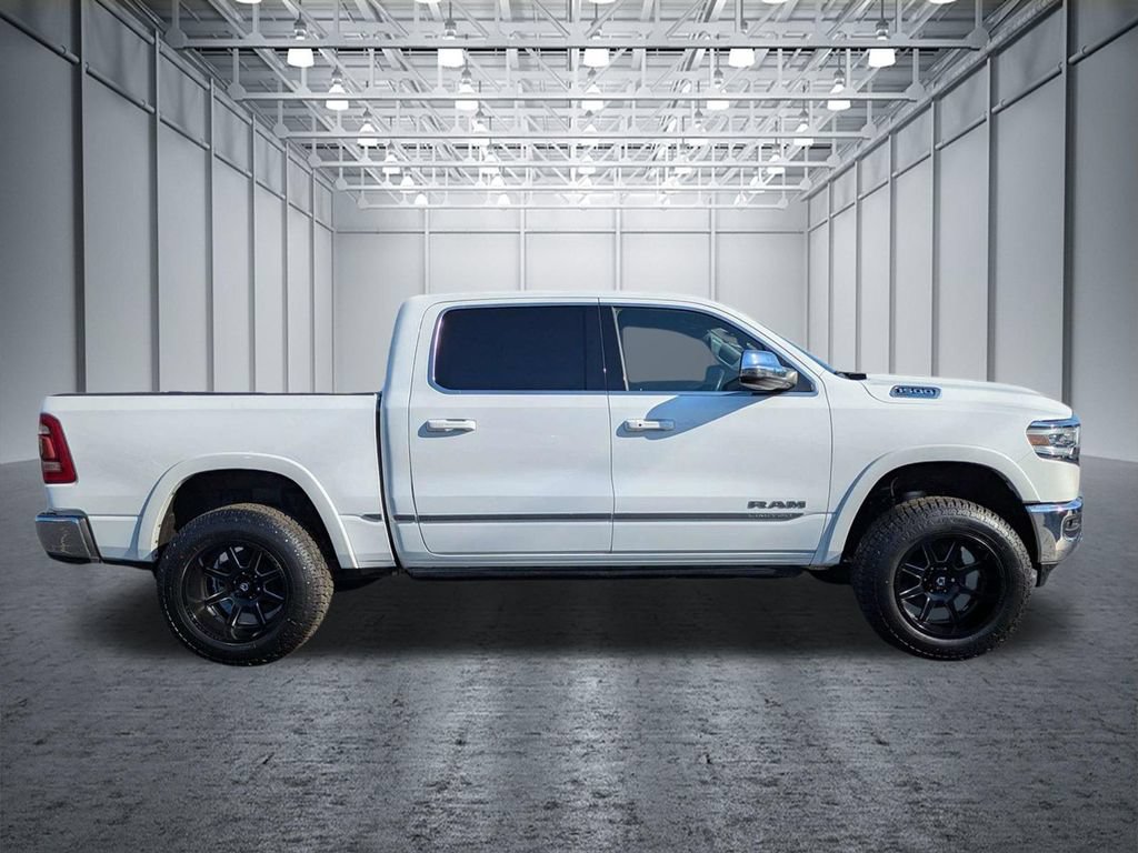 Used 2023 RAM 1500 Limited AWD/4WD image 3