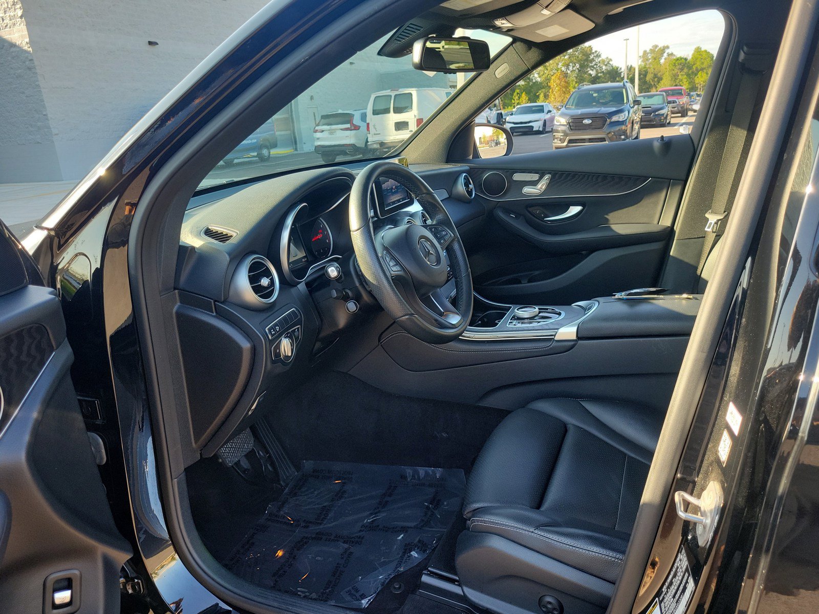 Used 2018 Mercedes-Benz GLC 300 image 15