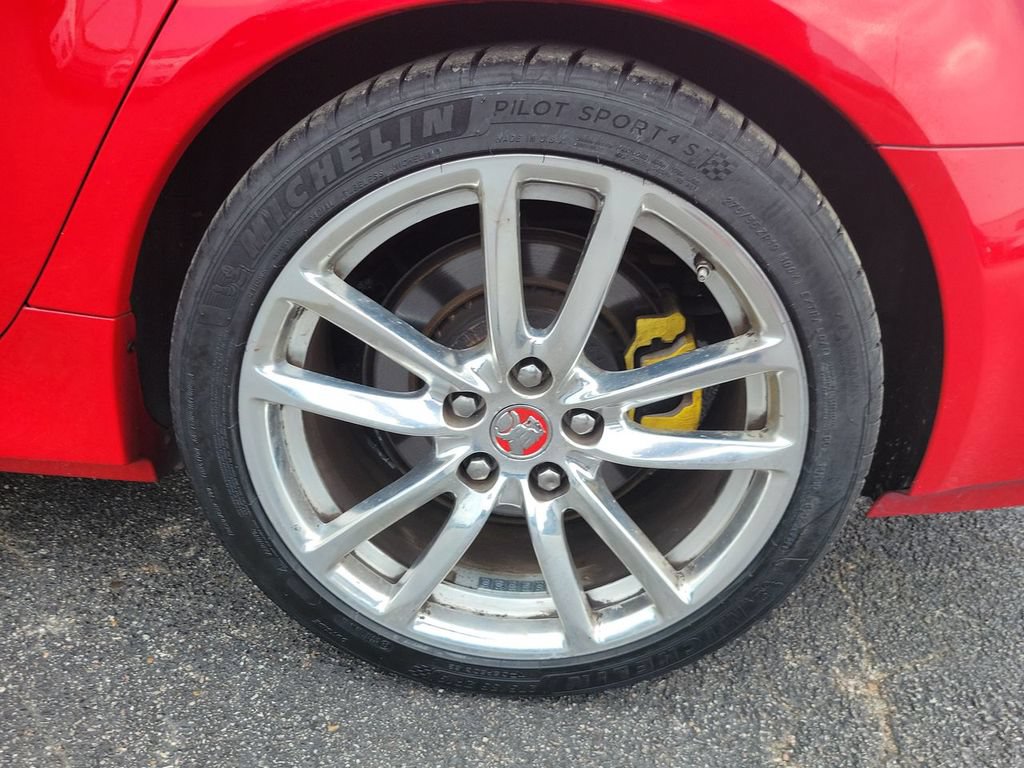 Used 2014 Chevrolet SS RWD image 32