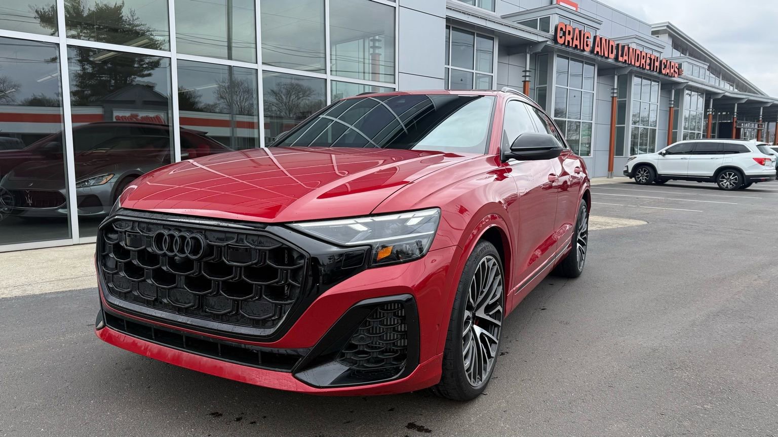 Used 2024 Audi SQ8 Premium Plus image 3