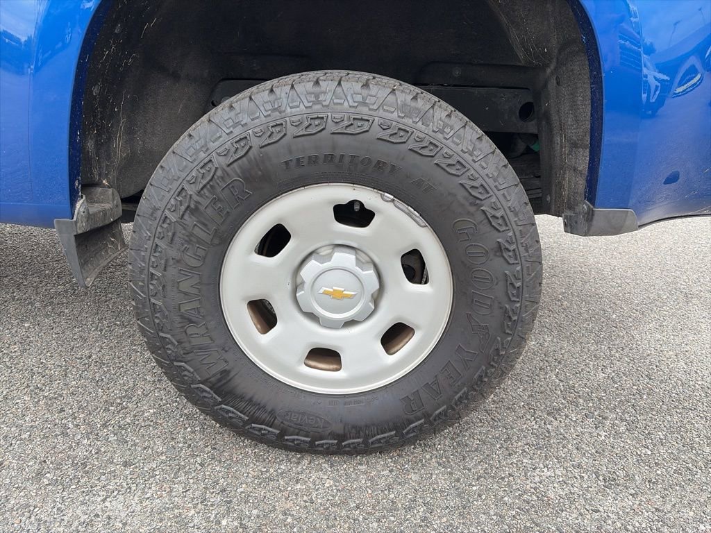 Used 2020 Chevrolet Colorado W/T image 9