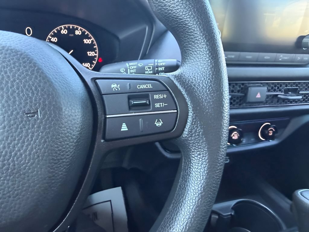 Used 2025 Honda HR-V LX image 23