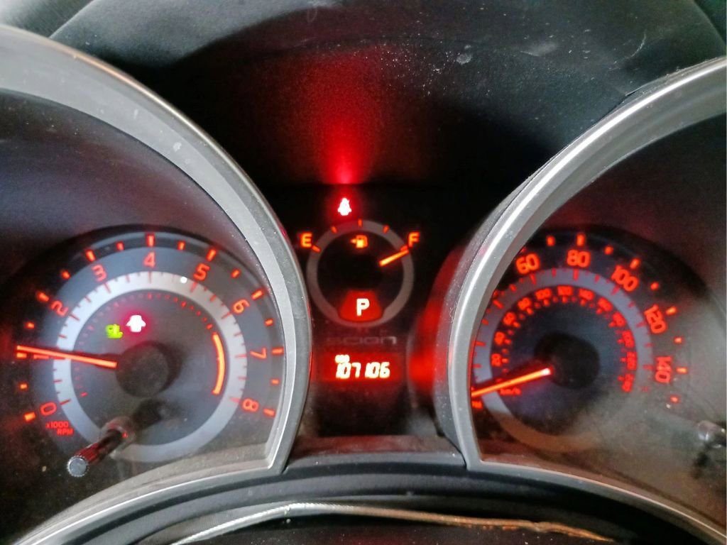 Used 2015 Scion tC FWD image 5