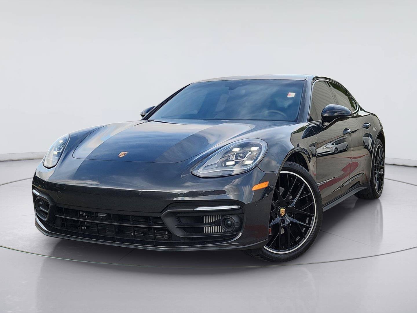 Used 2023 Porsche Panamera Platinum Edition RWD image 1