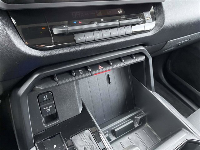 Used 2022 Toyota Tundra SR image 28