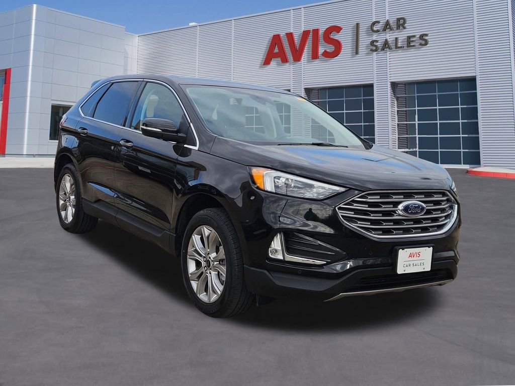 Used 2024 Ford Edge Titanium image 9