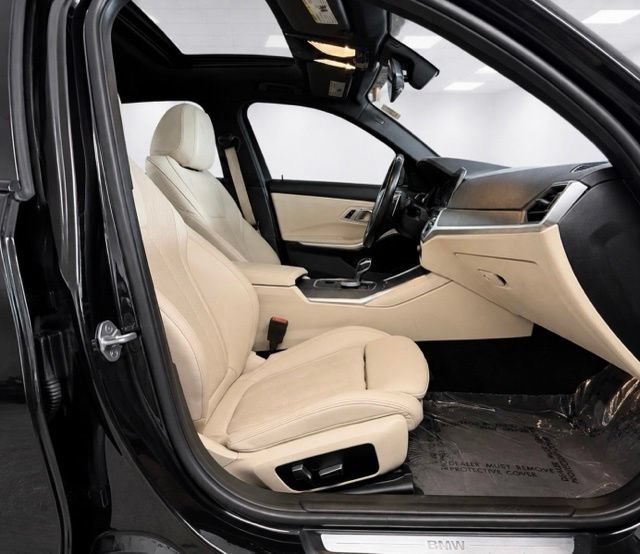 Used 2022 BMW 330e RWD image 12