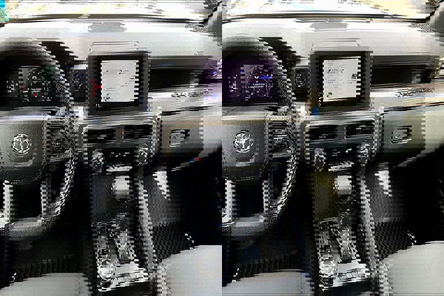 Certified 2025 Toyota Tacoma SR5 image 7