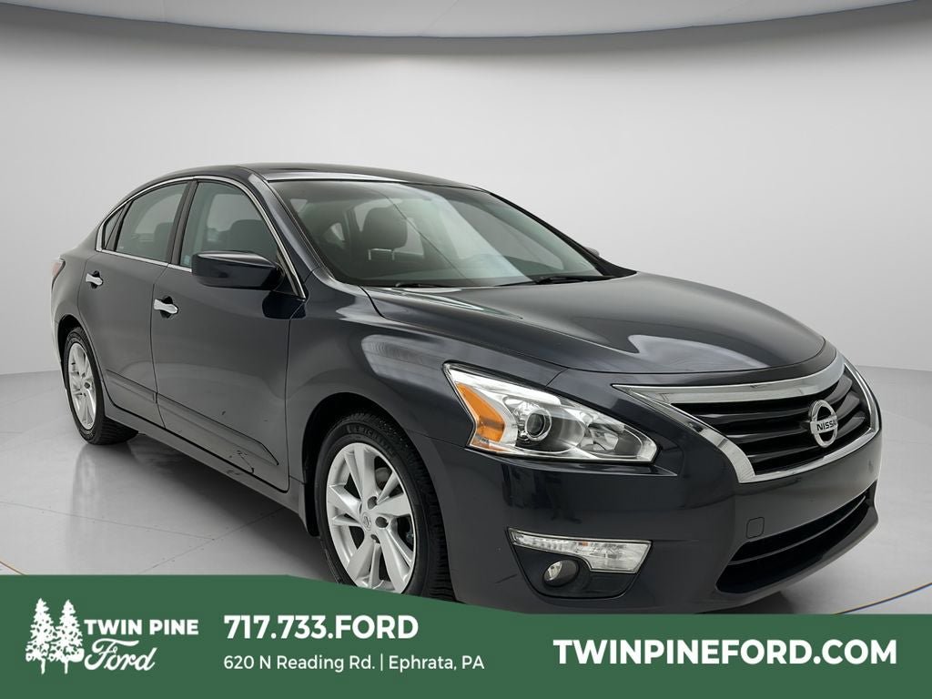 Used 2015 Nissan Altima 2.5 SV FWD image 1