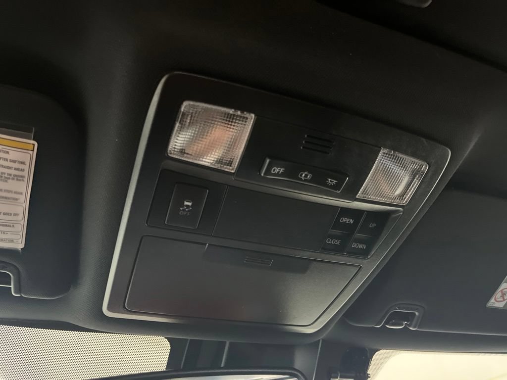 Used 2018 Toyota Tacoma Limited AWD/4WD image 71