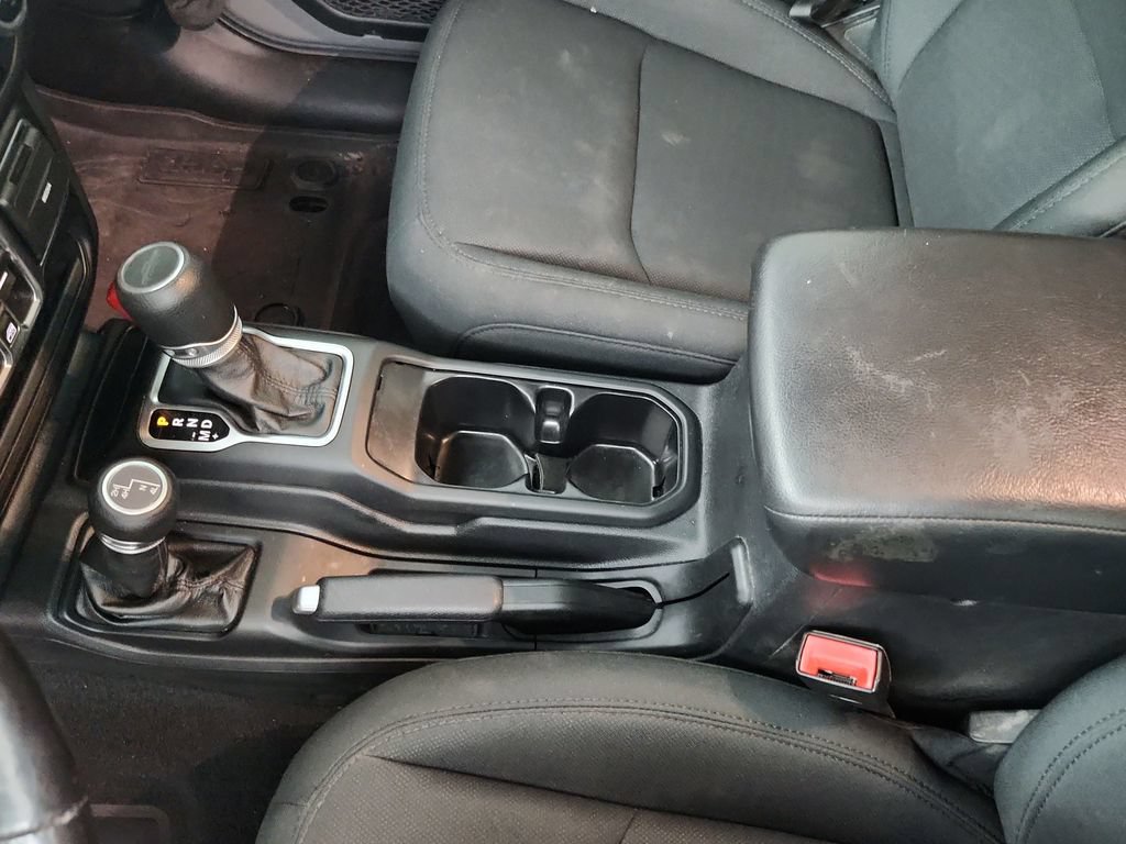 Used 2020 Jeep Gladiator Sport w/ Quick Order Package 24S AWD/4WD image 32