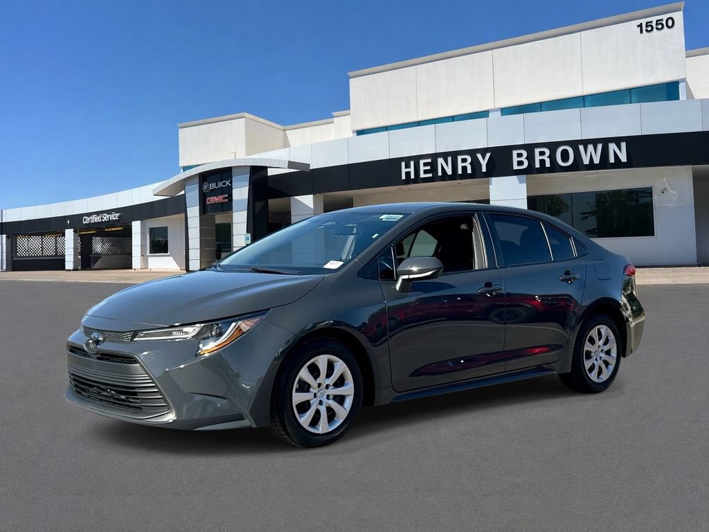 Used 2025 Toyota Corolla LE w/ Convenience Package FWD video 1