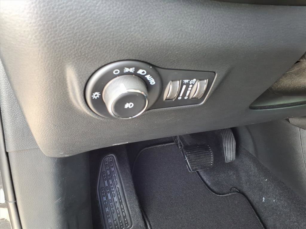 New 2026 Jeep Compass Latitude AWD/4WD image 10