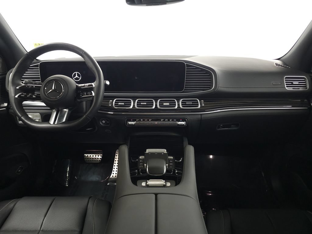 Used 2025 Mercedes-Benz GLS 450 4MATIC image 27