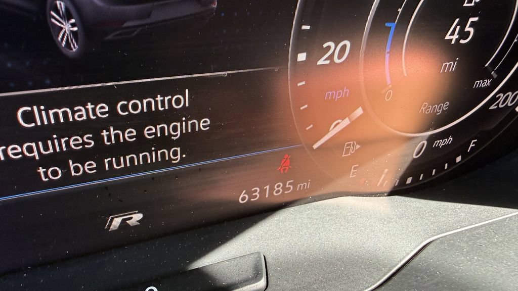 Used 2019 Volkswagen Golf R 4-Door AWD/4WD image 5