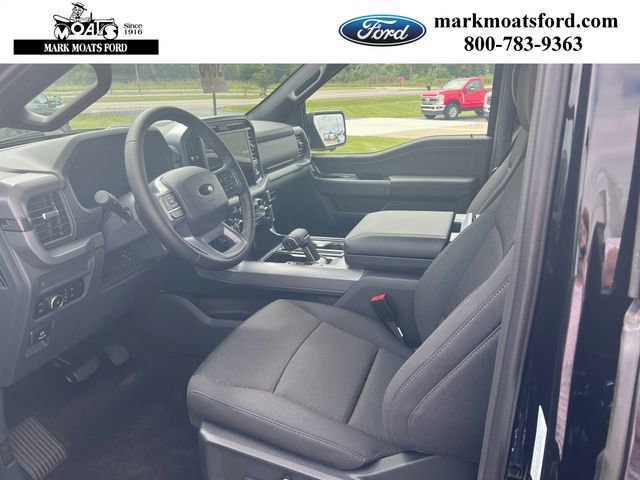 New 2025 Ford F150 XLT image 9