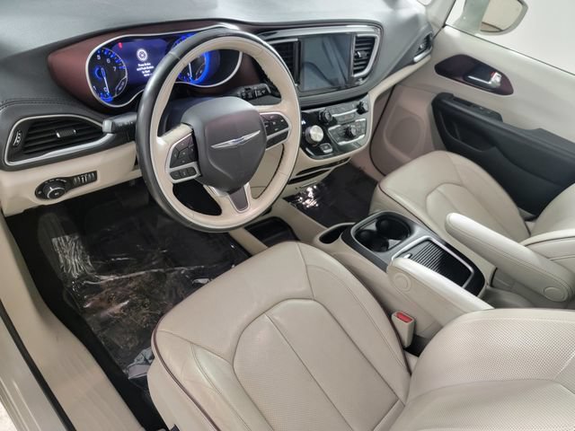 Used 2020 Chrysler Pacifica Limited FWD image 12