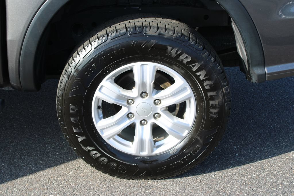 Used 2020 Ford Ranger XL w/ FX4 Off-Road Package AWD/4WD image 18