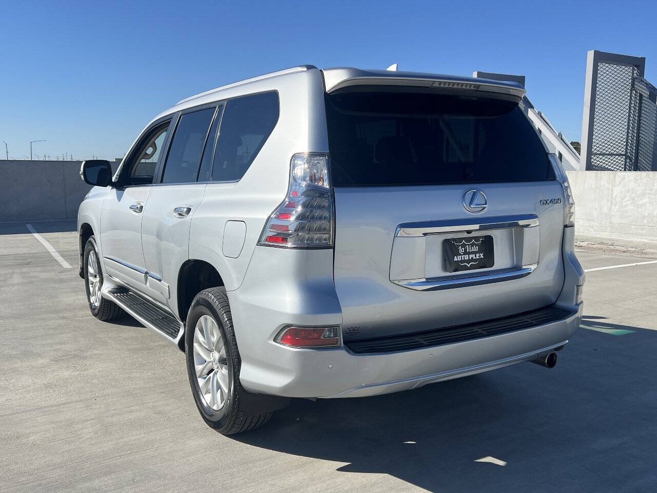 Used 2018 Lexus GX 460 Premium w/ Premium Package AWD/4WD image 8
