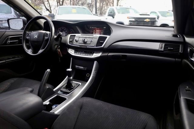Used 2014 Honda Accord Sport image 35