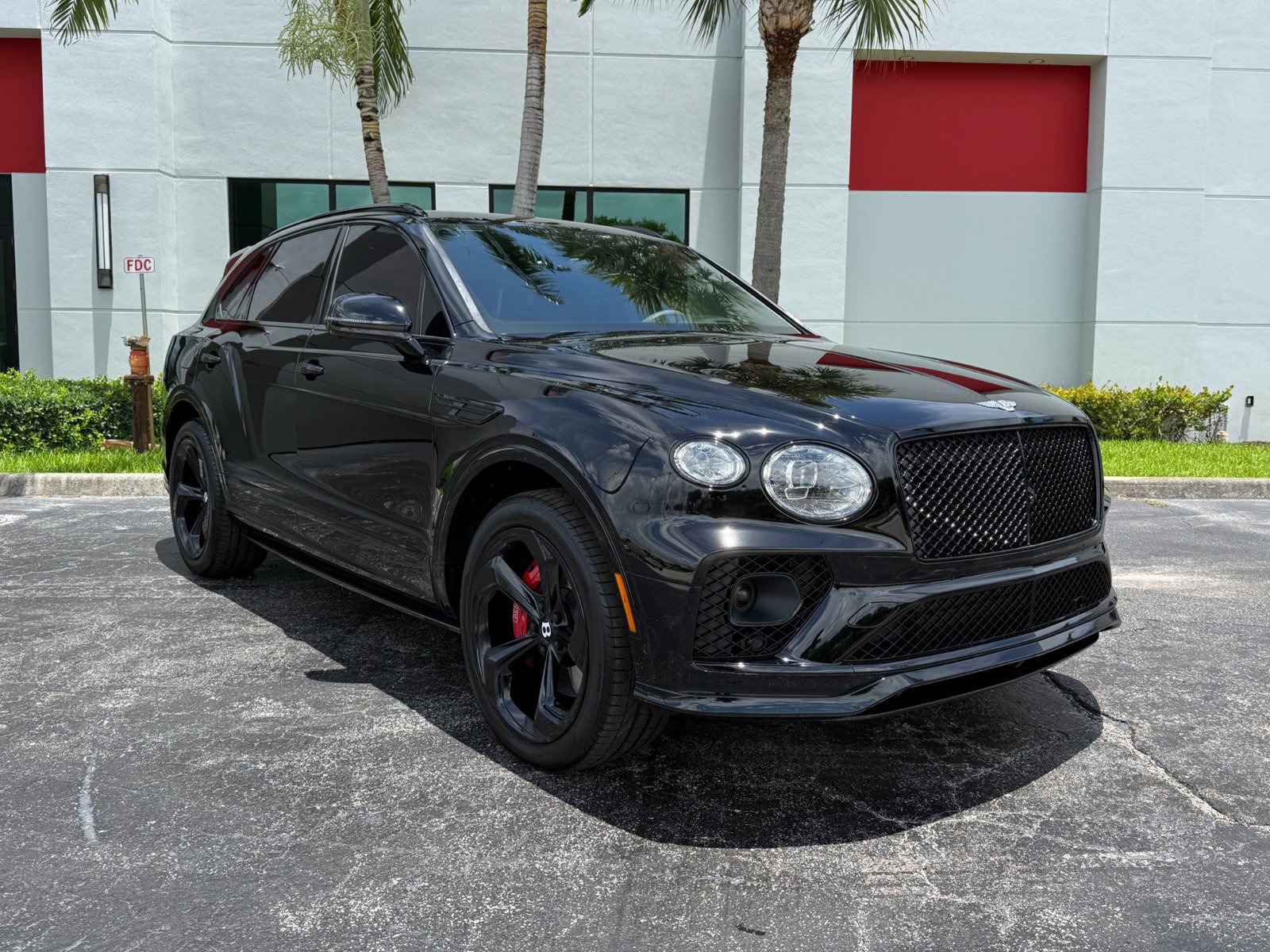 Used 2022 Bentley Bentayga AWD/4WD image 5