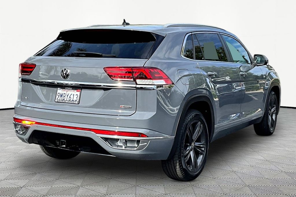 Used 2022 Volkswagen Atlas Cross Sport SEL R-Line AWD/4WD image 6