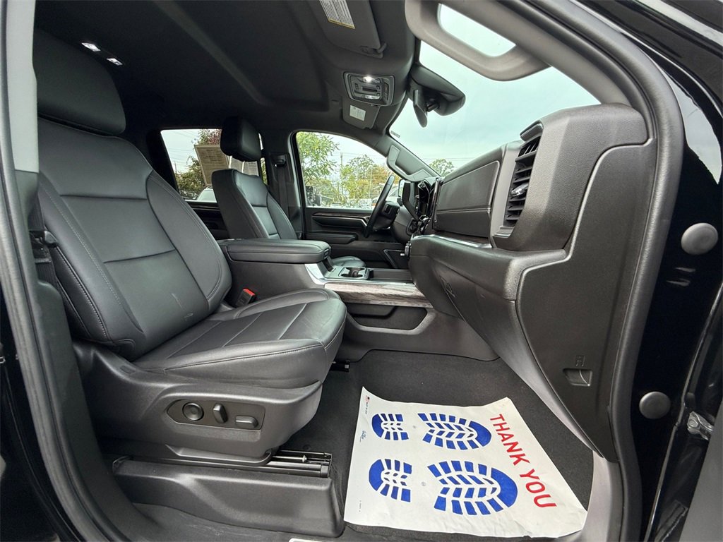 Used 2024 Chevrolet Silverado 2500 LTZ w/ LTZ Plus Package image 27