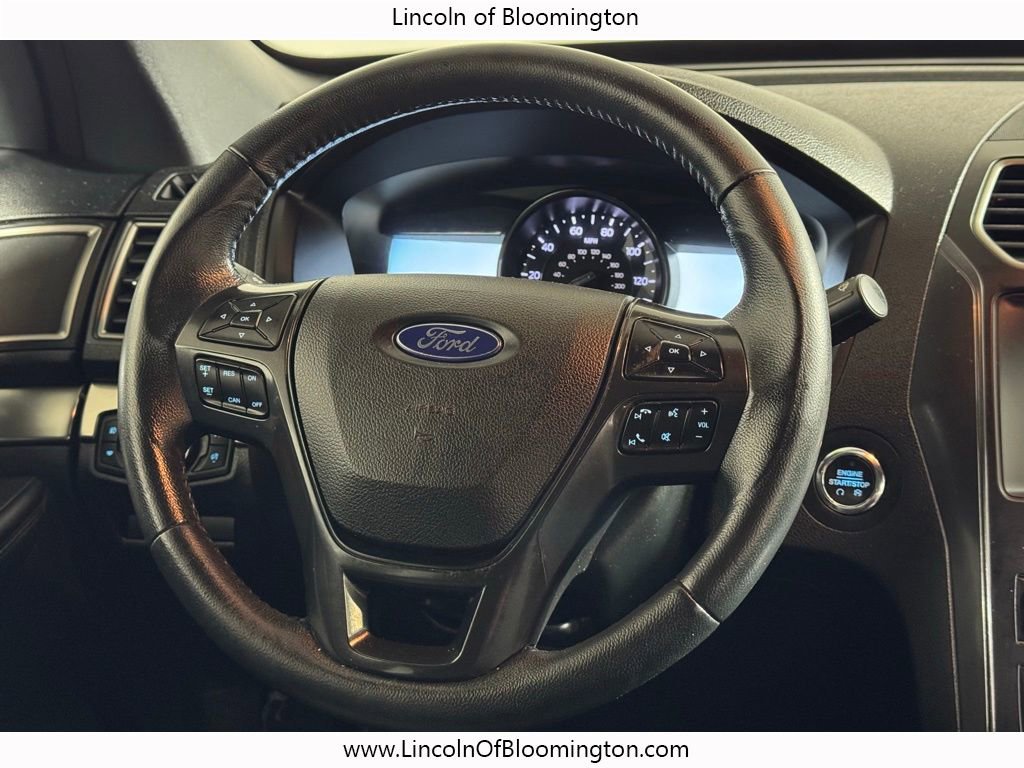 Used 2019 Ford Explorer XLT w/ Equipment Group 201A AWD/4WD image 21