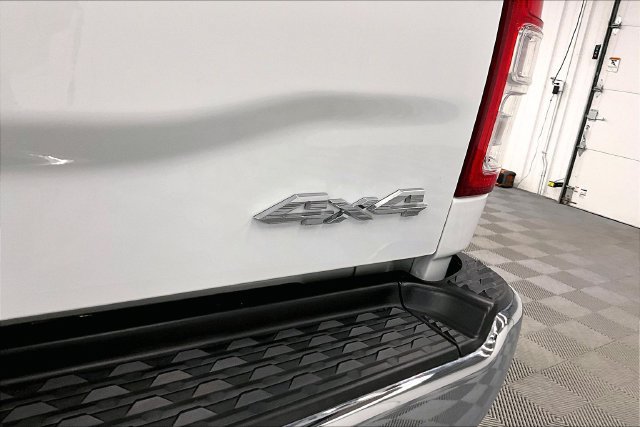 Used 2024 RAM 3500 Big Horn AWD/4WD image 9