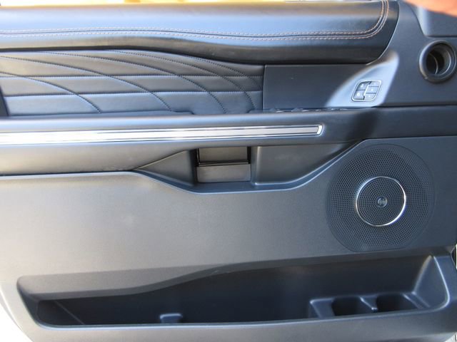 Certified 2022 Ford Expedition Max Platinum AWD/4WD image 9