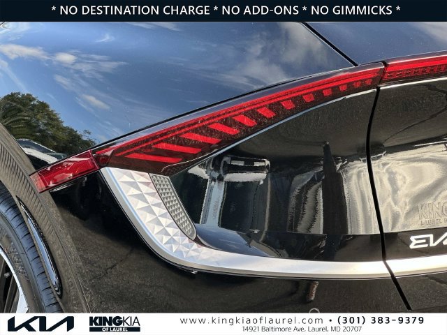 Used 2023 Kia EV6 Wind AWD/4WD image 29