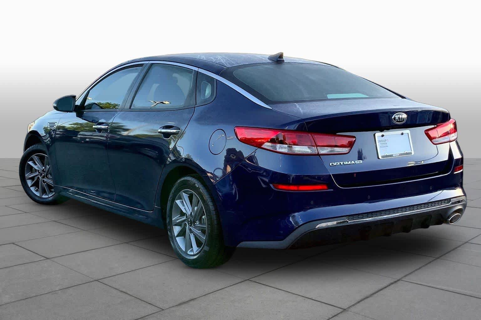 Used 2020 Kia Optima LX FWD image 12