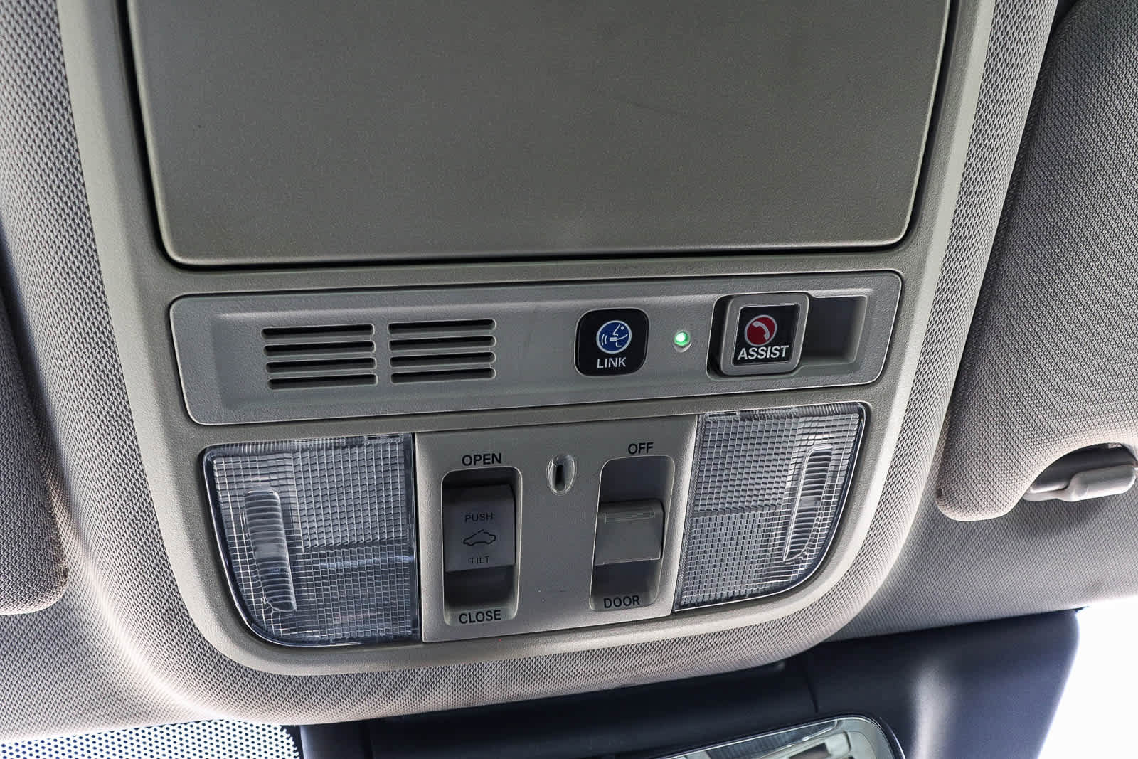 Used 2018 Honda Accord Touring image 29